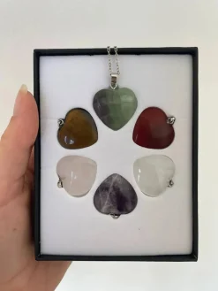 Coffret de 6 Pendentifs Cœur en pierre naturelle