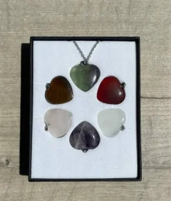 Coffret de 6 Pendentifs Cœur en pierre naturelle
