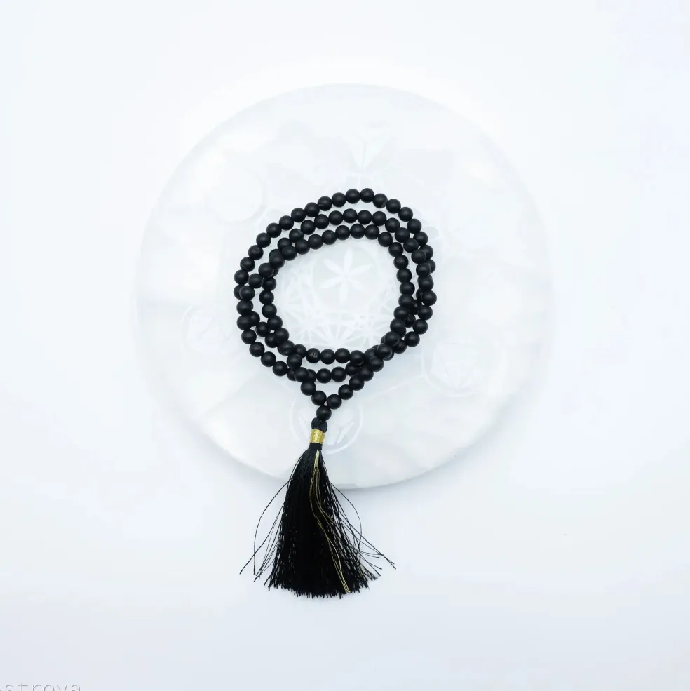 Mala Onyx Noir Mat | 108 perles