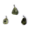 Pendentif en Prehnite avec crochet