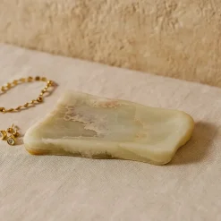 Porte savon natruel en Onyx miel
